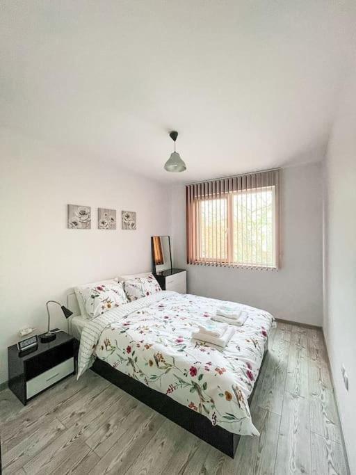 Modern & Bright 1Bd Apartment Near Main Square Plovdiv Esterno foto