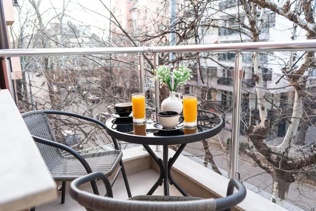 Modern & Bright 1Bd Apartment Near Main Square Plovdiv Esterno foto