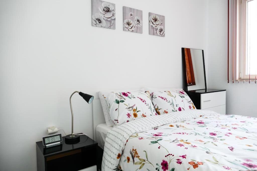 Modern & Bright 1Bd Apartment Near Main Square Plovdiv Esterno foto