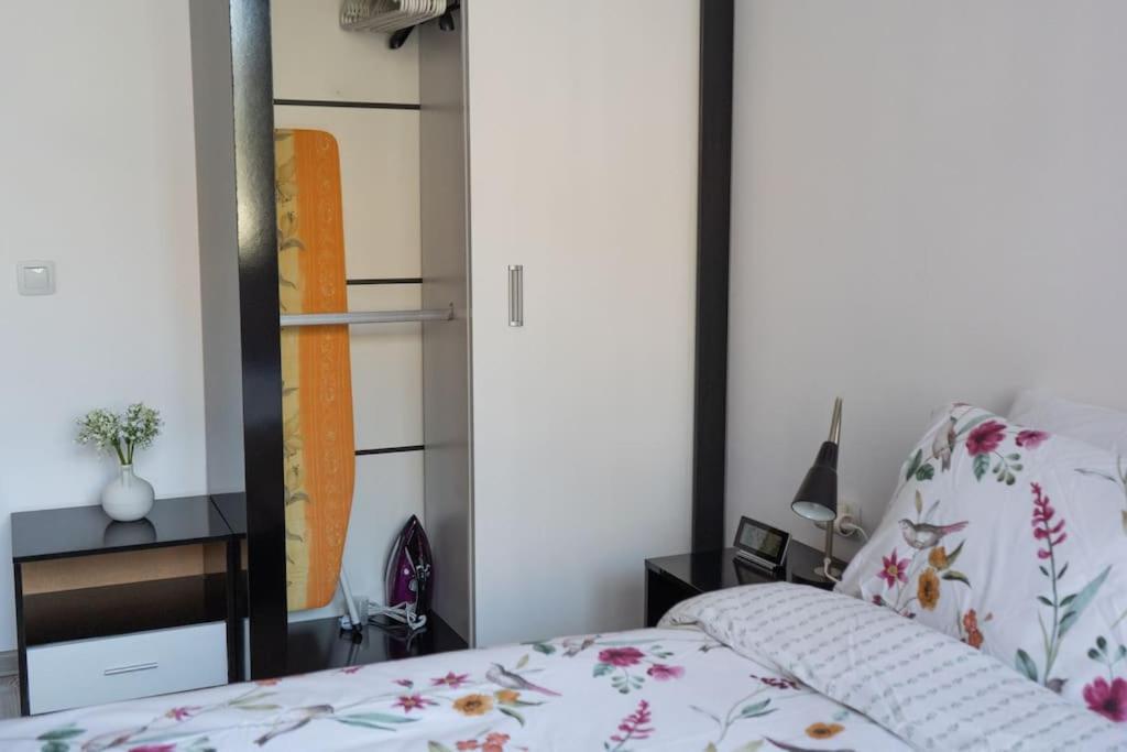 Modern & Bright 1Bd Apartment Near Main Square Plovdiv Esterno foto